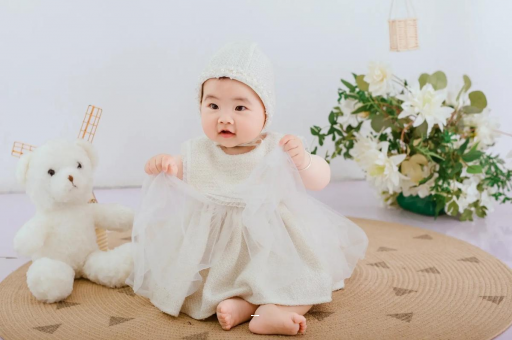 莒县宝宝在妈妈肚子里